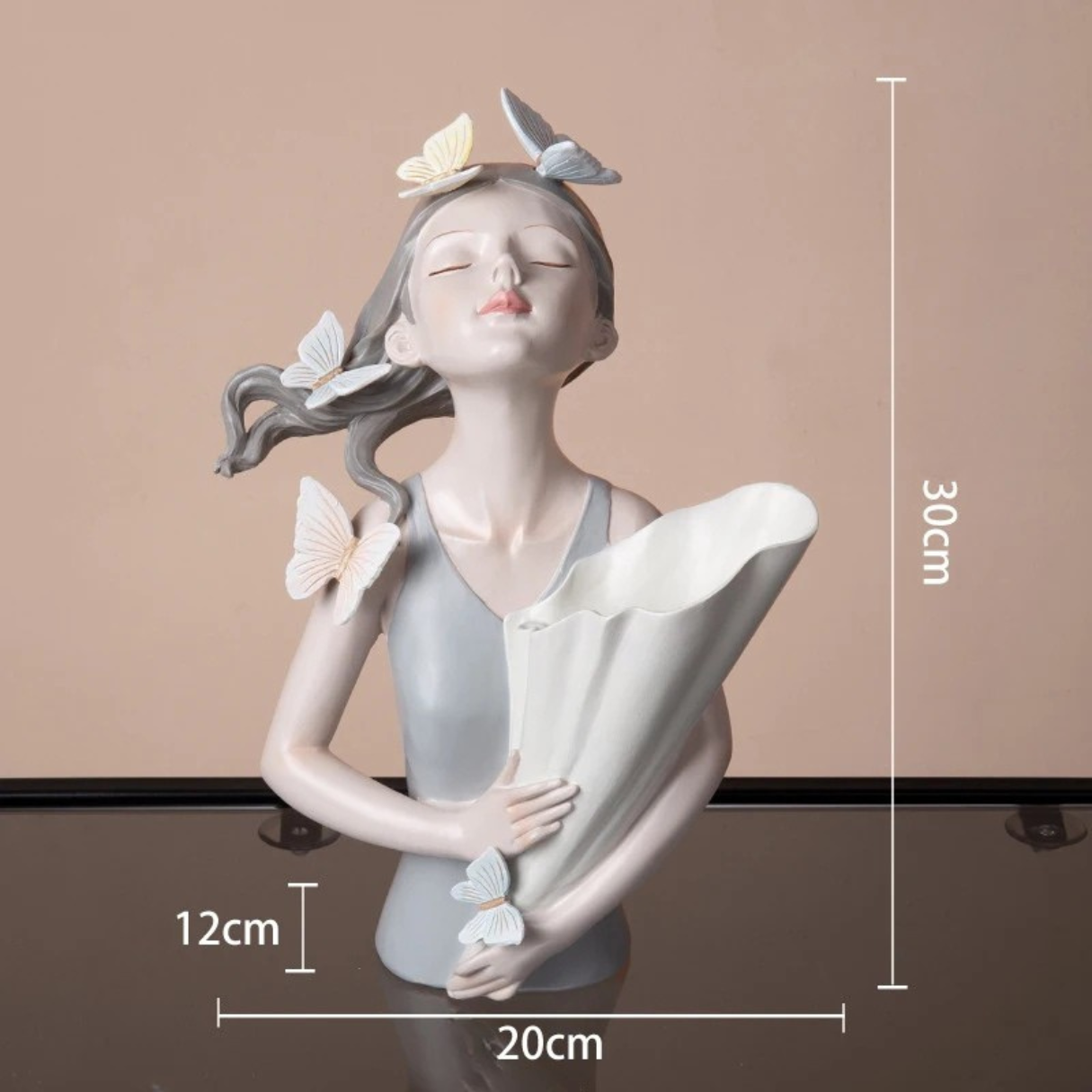 Estátua Decorativa de Menina em Resina