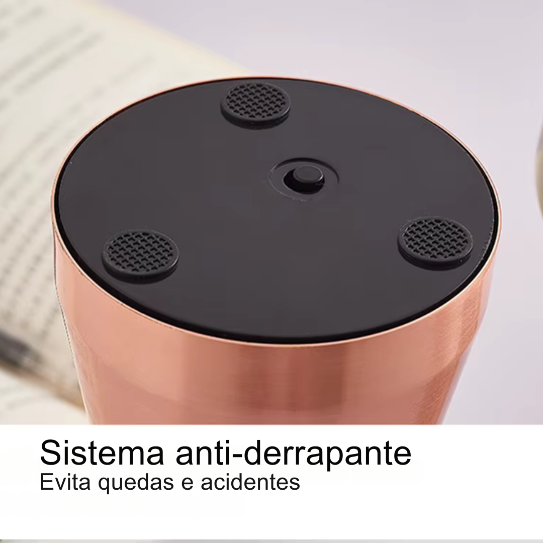 Luminária de Mesa Cogumelo em Metal – Design Moderno com Toque Retrô e Iluminação Aconchegante