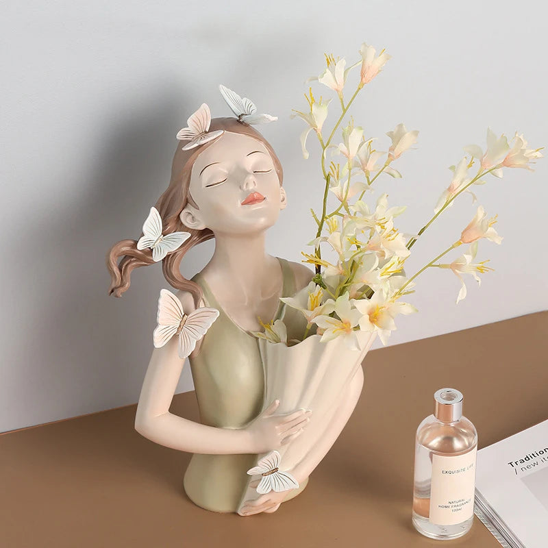 Estátua Decorativa de Menina em Resina