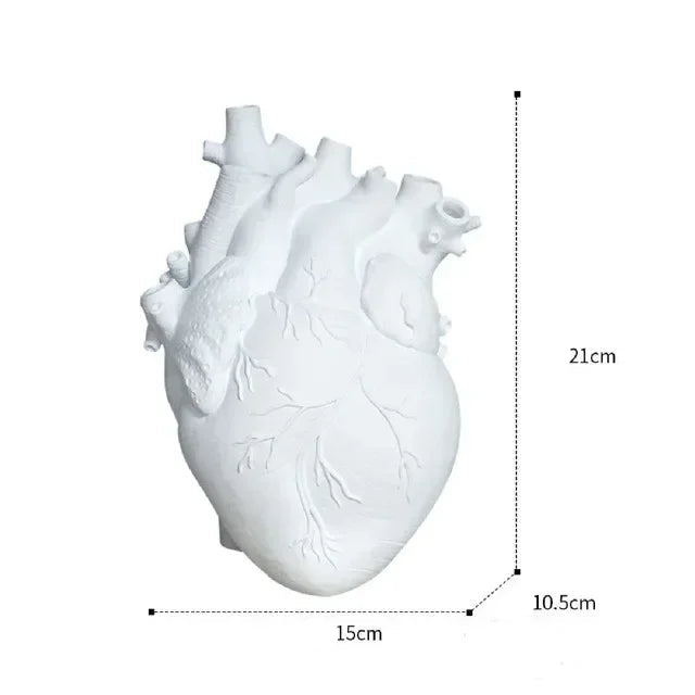 Vaso Decorativo de Resina em Formato de Coração