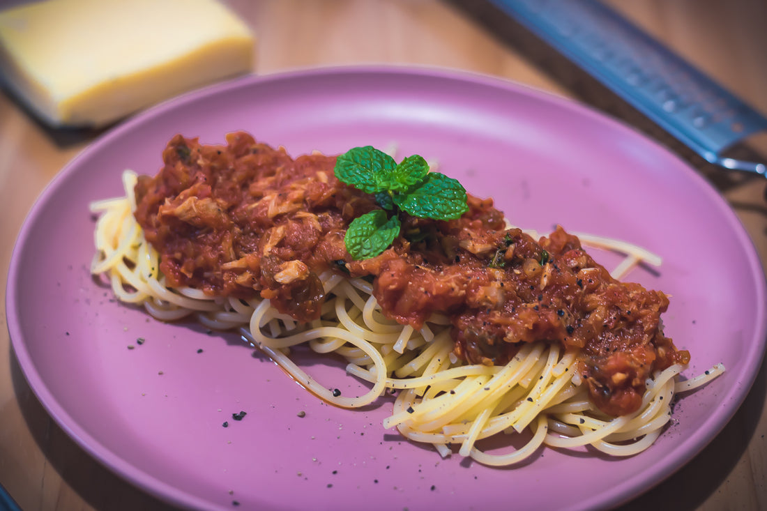 Molho de Tomate com Atum, Hortelã e Uvas passas